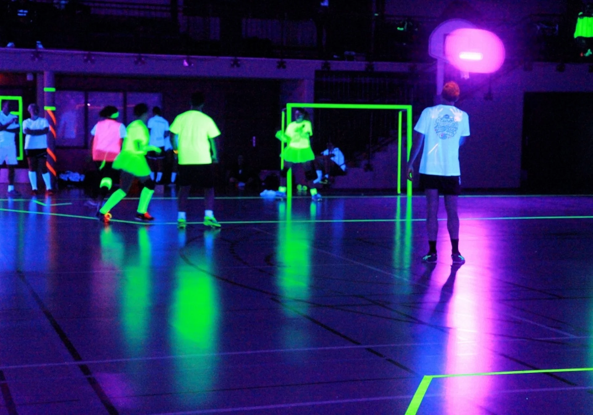 smeps-en-fluo-by-night-8
