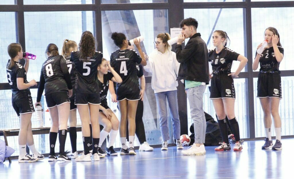 Lire la suite à propos de l’article Championnat interdépartemental – 15 Filles – SMEPS HB – AS VIGNEULLES HB (15-01-2022)