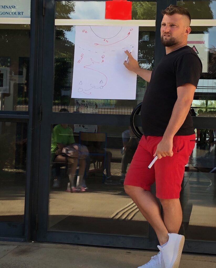 Lire la suite à propos de l’article Dernière formation des entraîneurs du SMEPS HB avec Benjamin BRAUX