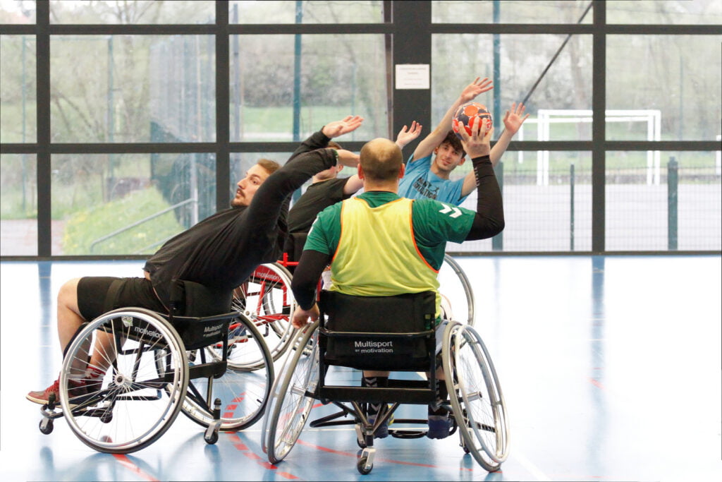 Initiation des Séniors masculins au Hand'Fauteuil (19-04-2023)
