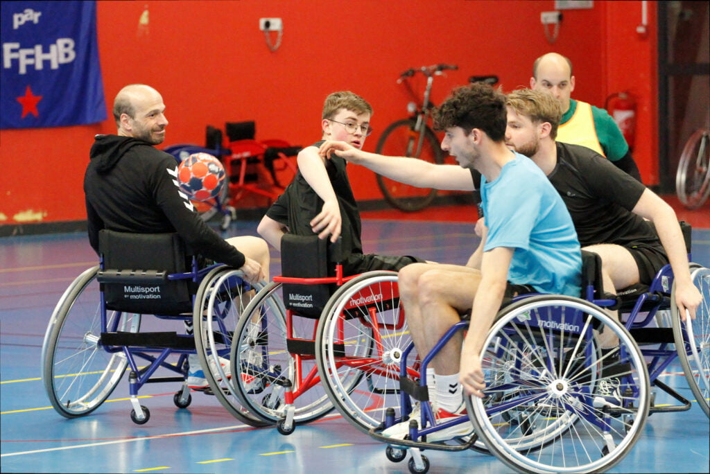 Initiation des Séniors masculins au Hand'Fauteuil (19-04-2023)
