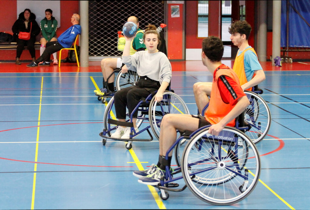 Initiation des Séniors masculins au Hand'Fauteuil (19-04-2023)