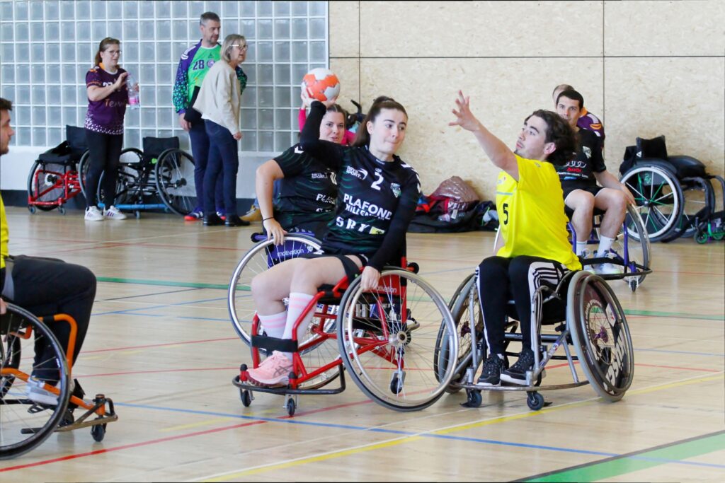 Lire la suite à propos de l’article Deuxième Tournoi régional Hand Fauteuil pour le SMEPS HB