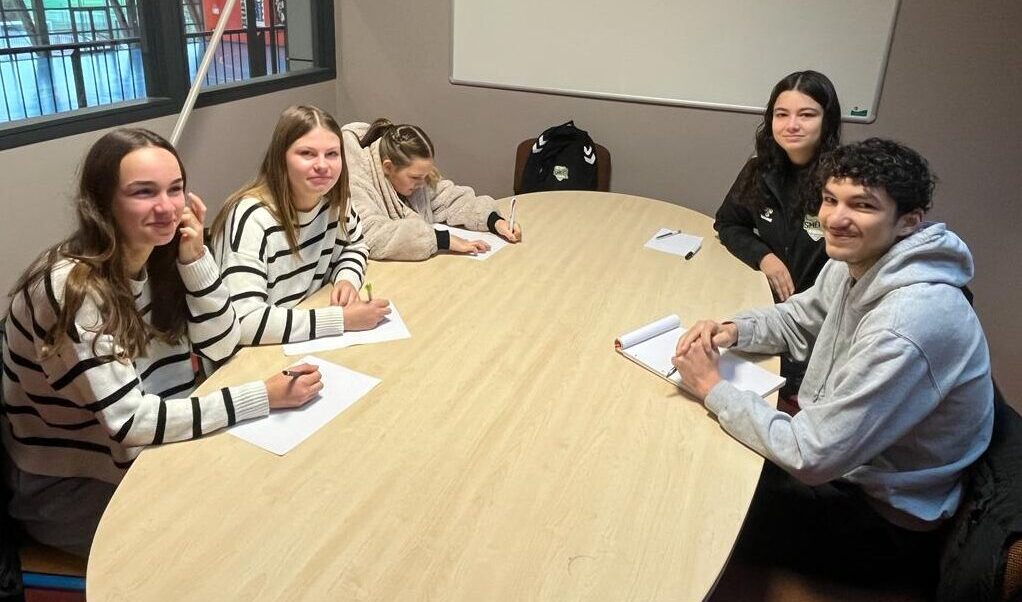 Lire la suite à propos de l’article Nouvelle Commission des Jeunes Dirigeants au club : une initiative prometteuse pour l&rsquo;avenir sportif