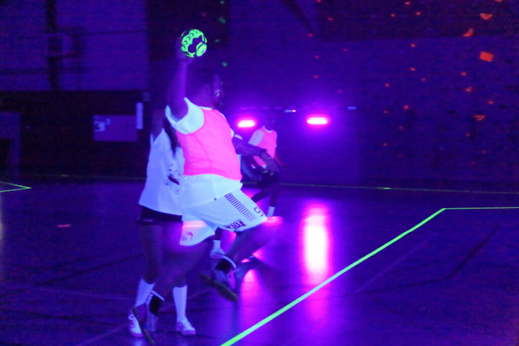 Lire la suite à propos de l’article SMEPS EN FLUO BY NIGHT 2024 : une 3ᵉ édition électrisante à Pulnoy !