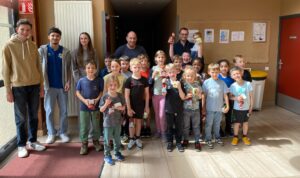 Lire la suite à propos de l’article Le lapin de Pâques joue les prolongations avec l&rsquo;Ecole de Handball